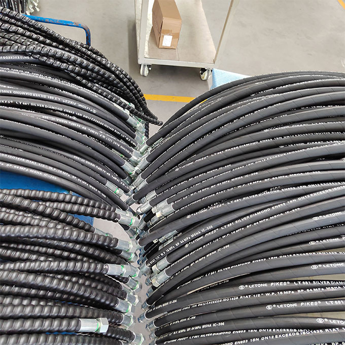 Application Value of Abrasion Resistance and Compression Resistance of Steel Wire Rubber Hoses