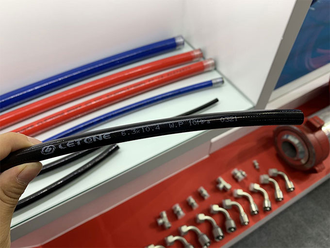 Pressure and Diameter of High-Pressure Rubber Hoses: The Conversion Relationship That Must Be Unders